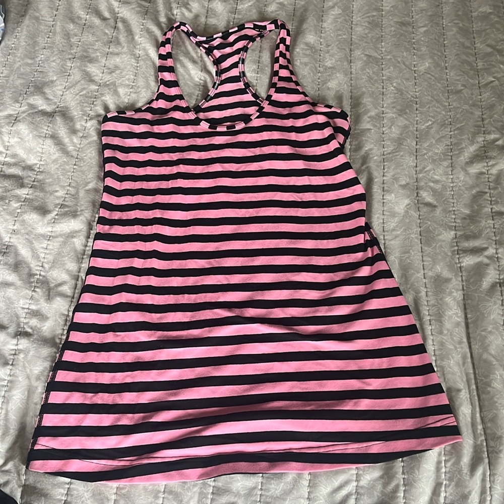Lululemon tank